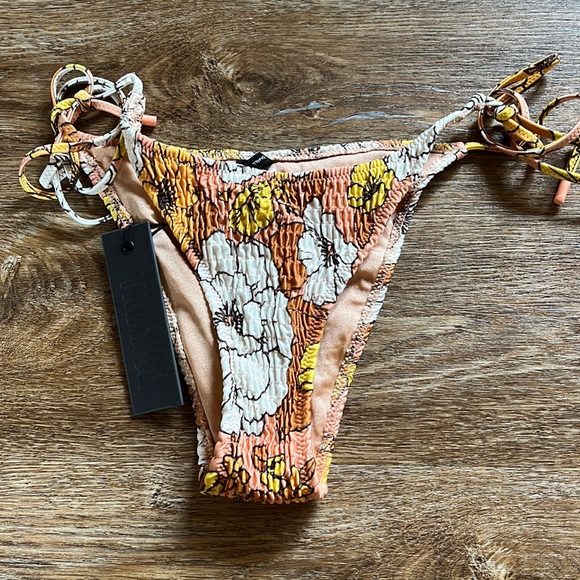 Triangl Swimwear Swim Triangl Nude Retro Vince Bottoms Size S Nwt